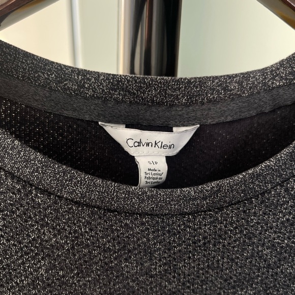 Calvin Klein T-shirt in Men's Small size - Picture 2 of 2
